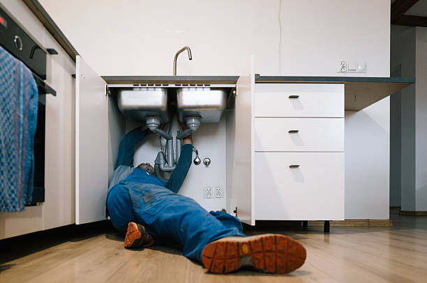 Professional Pipe Repair technician working in Mendham, NJ